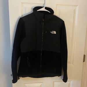 Women’s North Face Fleece jacket